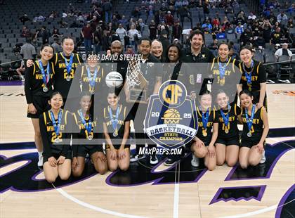 Thumbnail 1 in Whitney (CIF State D4 Awards) photogallery.