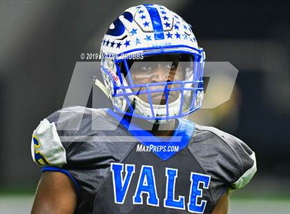 Thumbnail 3 in Sunnyvale vs. Pleasant Grove (UIL 4A Semifinal) photogallery.