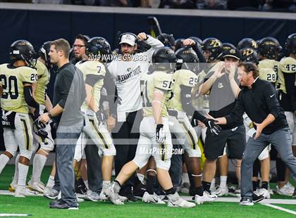 Thumbnail 2 in Sunnyvale vs. Pleasant Grove (UIL 4A Semifinal) photogallery.