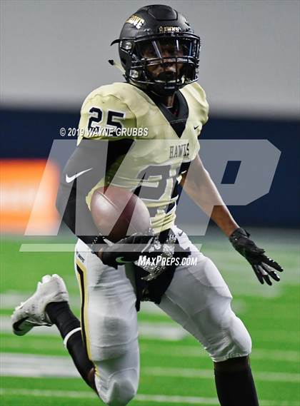 Thumbnail 2 in Sunnyvale vs. Pleasant Grove (UIL 4A Semifinal) photogallery.