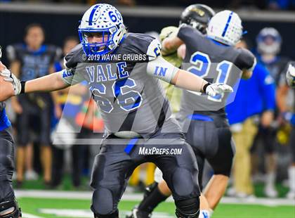 Thumbnail 1 in Sunnyvale vs. Pleasant Grove (UIL 4A Semifinal) photogallery.