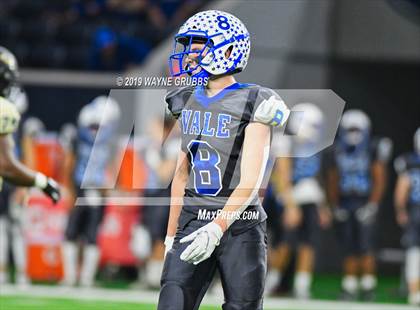 Thumbnail 2 in Sunnyvale vs. Pleasant Grove (UIL 4A Semifinal) photogallery.