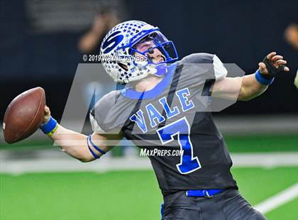 Thumbnail 2 in Sunnyvale vs. Pleasant Grove (UIL 4A Semifinal) photogallery.