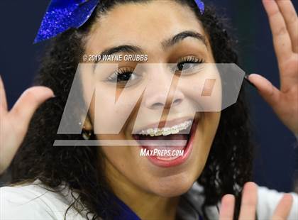 Thumbnail 3 in Sunnyvale vs. Pleasant Grove (UIL 4A Semifinal) photogallery.