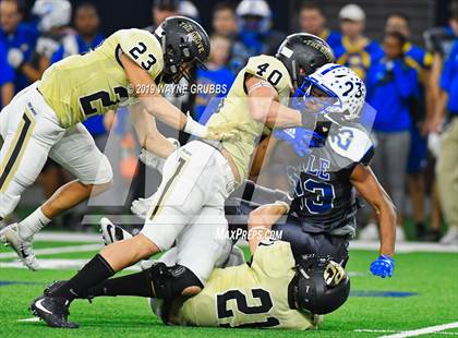 Thumbnail 2 in Sunnyvale vs. Pleasant Grove (UIL 4A Semifinal) photogallery.