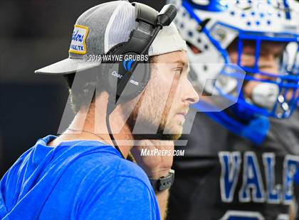 Thumbnail 2 in Sunnyvale vs. Pleasant Grove (UIL 4A Semifinal) photogallery.