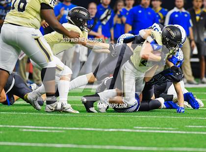 Thumbnail 3 in Sunnyvale vs. Pleasant Grove (UIL 4A Semifinal) photogallery.