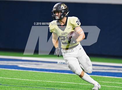 Thumbnail 2 in Sunnyvale vs. Pleasant Grove (UIL 4A Semifinal) photogallery.