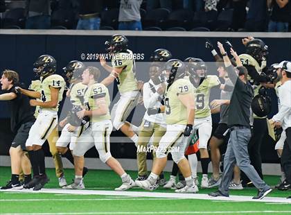 Thumbnail 3 in Sunnyvale vs. Pleasant Grove (UIL 4A Semifinal) photogallery.