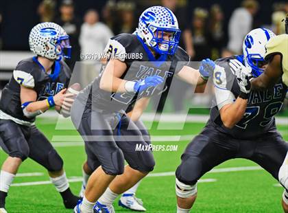 Thumbnail 3 in Sunnyvale vs. Pleasant Grove (UIL 4A Semifinal) photogallery.