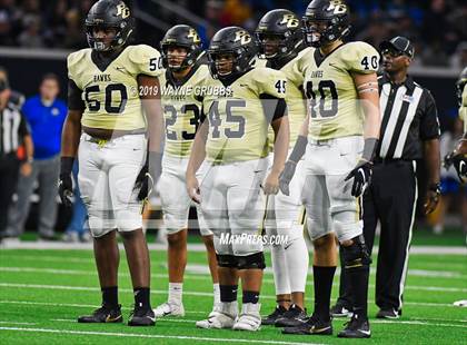 Thumbnail 1 in Sunnyvale vs. Pleasant Grove (UIL 4A Semifinal) photogallery.