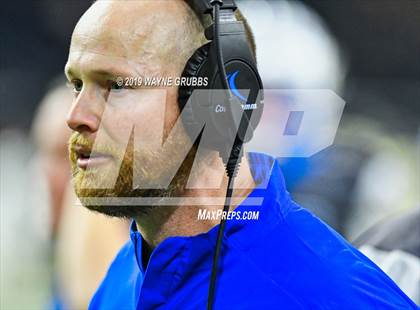 Thumbnail 1 in Sunnyvale vs. Pleasant Grove (UIL 4A Semifinal) photogallery.