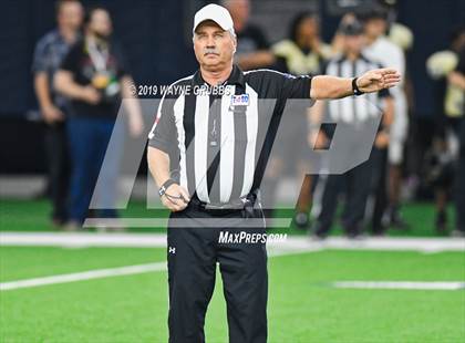 Thumbnail 1 in Sunnyvale vs. Pleasant Grove (UIL 4A Semifinal) photogallery.