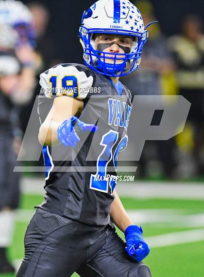 Thumbnail 3 in Sunnyvale vs. Pleasant Grove (UIL 4A Semifinal) photogallery.