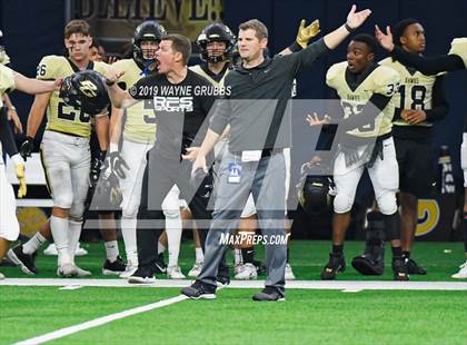 Thumbnail 2 in Sunnyvale vs. Pleasant Grove (UIL 4A Semifinal) photogallery.