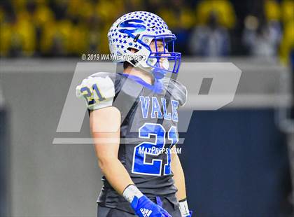 Thumbnail 1 in Sunnyvale vs. Pleasant Grove (UIL 4A Semifinal) photogallery.