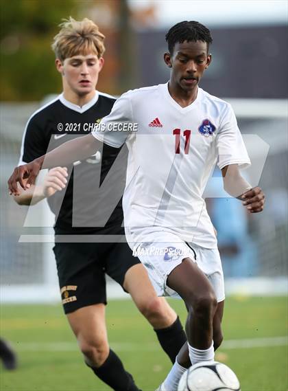 Thumbnail 3 in Fairport @ McQuaid Jesuit (Section 5 Class AA Semifinal) photogallery.