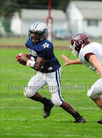 Thumbnail 3 in Hillhouse @ North Haven photogallery.