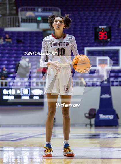 Thumbnail 1 in Skyline vs. Bountiful (UHSAA 5A Semifinal) photogallery.