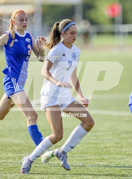 Thumbnail 3 in Clayton v St. Pius X (MSHSAA Class 2 State Championship) photogallery.