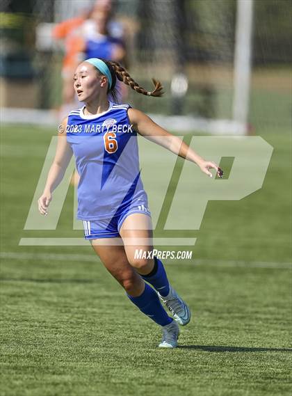 Thumbnail 3 in Clayton v St. Pius X (MSHSAA Class 2 State Championship) photogallery.