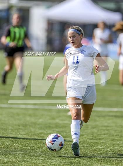 Thumbnail 2 in Clayton v St. Pius X (MSHSAA Class 2 State Championship) photogallery.