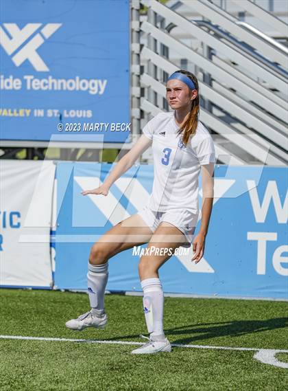 Thumbnail 2 in Clayton v St. Pius X (MSHSAA Class 2 State Championship) photogallery.