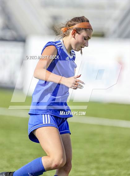 Thumbnail 3 in Clayton v St. Pius X (MSHSAA Class 2 State Championship) photogallery.
