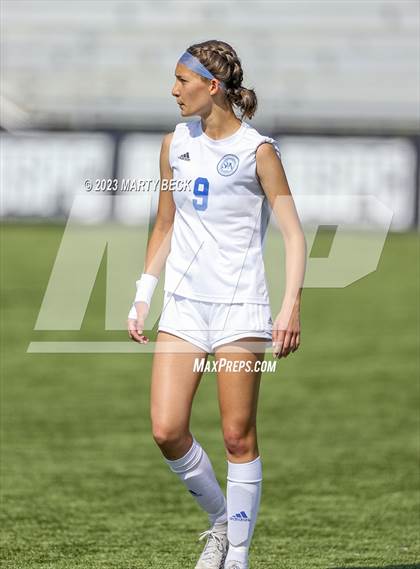 Thumbnail 2 in Clayton v St. Pius X (MSHSAA Class 2 State Championship) photogallery.