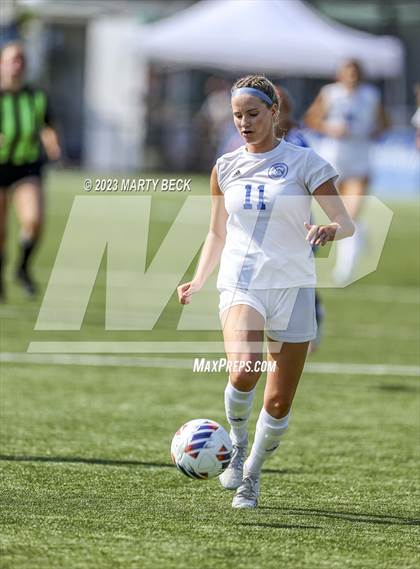 Thumbnail 2 in Clayton v St. Pius X (MSHSAA Class 2 State Championship) photogallery.