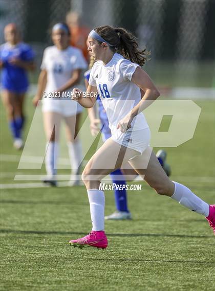 Thumbnail 3 in Clayton v St. Pius X (MSHSAA Class 2 State Championship) photogallery.