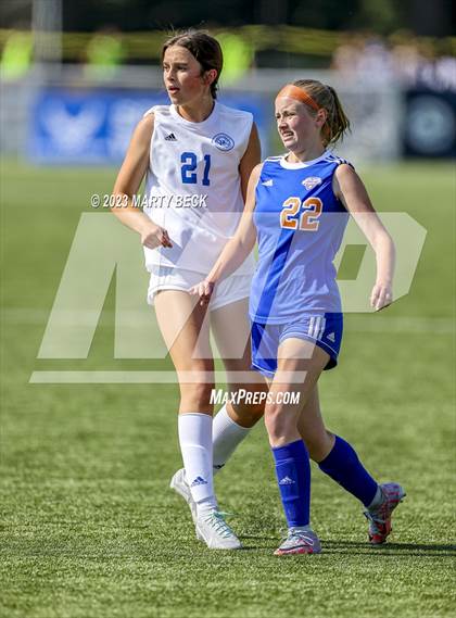 Thumbnail 3 in Clayton v St. Pius X (MSHSAA Class 2 State Championship) photogallery.