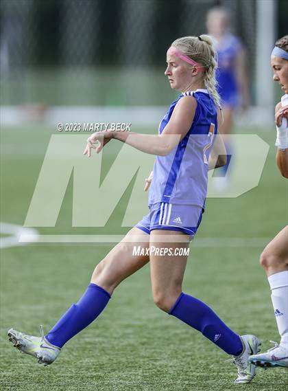 Thumbnail 3 in Clayton v St. Pius X (MSHSAA Class 2 State Championship) photogallery.