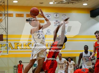 Thumbnail 3 in Beech Grove vs. Indianapolis Washington (IHSAA 3A Sectional Final) photogallery.