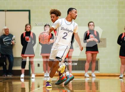 Thumbnail 3 in Beech Grove vs. Indianapolis Washington (IHSAA 3A Sectional Final) photogallery.