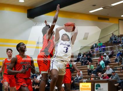 Thumbnail 2 in Beech Grove vs. Indianapolis Washington (IHSAA 3A Sectional Final) photogallery.
