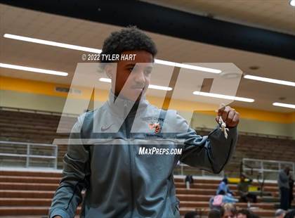 Thumbnail 3 in Beech Grove vs. Indianapolis Washington (IHSAA 3A Sectional Final) photogallery.