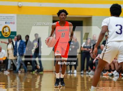 Thumbnail 3 in Beech Grove vs. Indianapolis Washington (IHSAA 3A Sectional Final) photogallery.