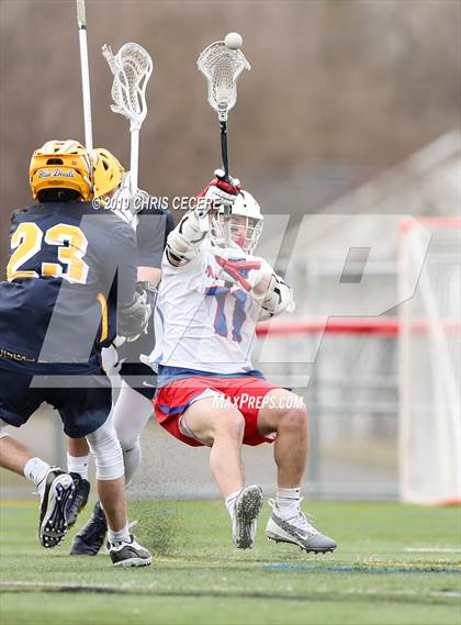 Thumbnail 2 in Victor @ Fairport photogallery.