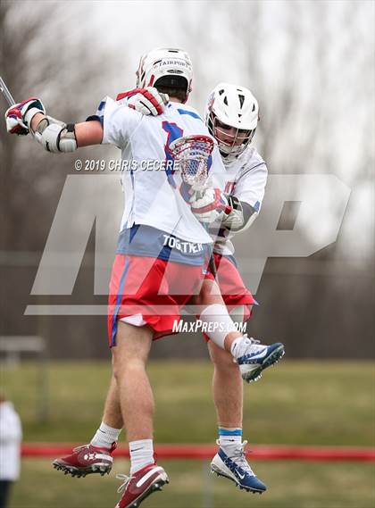 Thumbnail 3 in Victor @ Fairport photogallery.