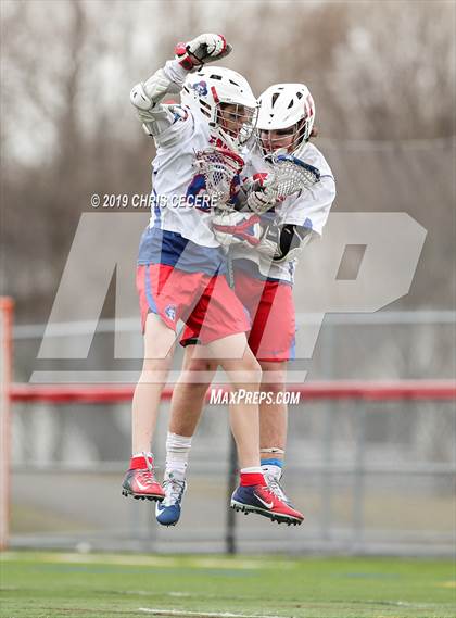 Thumbnail 3 in Victor @ Fairport photogallery.