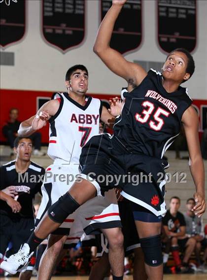 Thumbnail 1 in Abbotsford (British Columbia) vs. Harvard-Westlake (Hilltop Classic) photogallery.