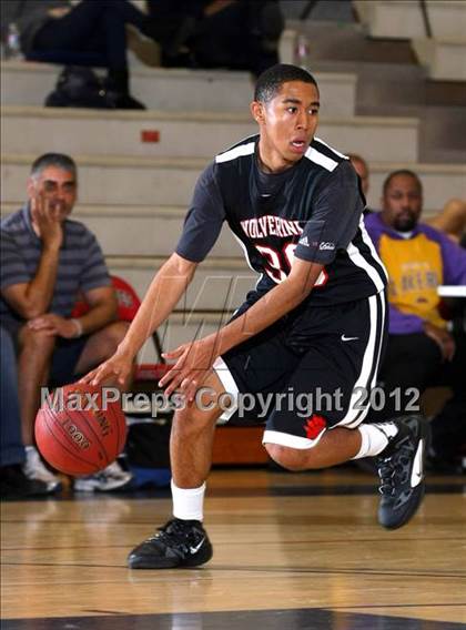 Thumbnail 2 in Abbotsford (British Columbia) vs. Harvard-Westlake (Hilltop Classic) photogallery.