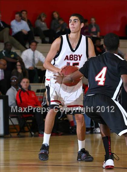 Thumbnail 2 in Abbotsford (British Columbia) vs. Harvard-Westlake (Hilltop Classic) photogallery.