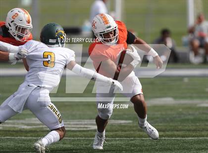 Thumbnail 2 in Kearns vs. Timpview photogallery.