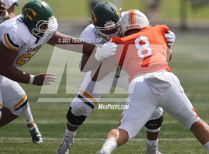 Thumbnail 3 in Kearns vs. Timpview photogallery.