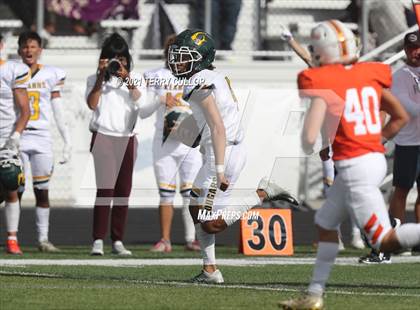 Thumbnail 3 in Kearns vs. Timpview photogallery.