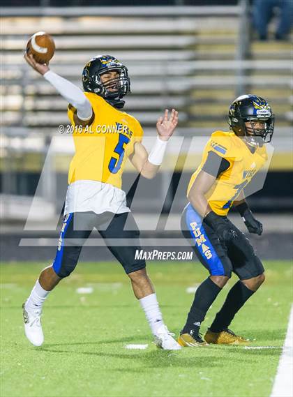 Thumbnail 1 in Eleanor Roosevelt @ Wise (MPSSAA 4A 2nd Round Playoff)  photogallery.