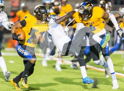 Thumbnail 3 in Eleanor Roosevelt @ Wise (MPSSAA 4A 2nd Round Playoff)  photogallery.