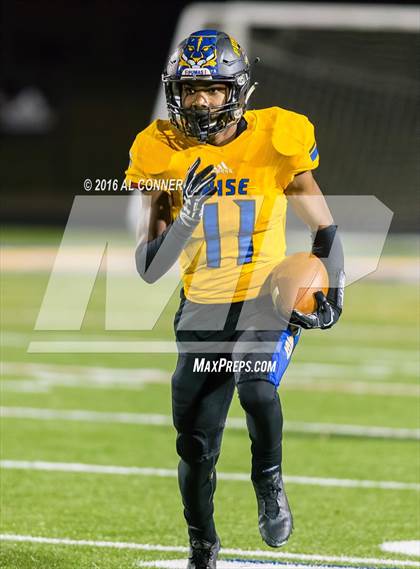 Thumbnail 1 in Eleanor Roosevelt @ Wise (MPSSAA 4A 2nd Round Playoff)  photogallery.